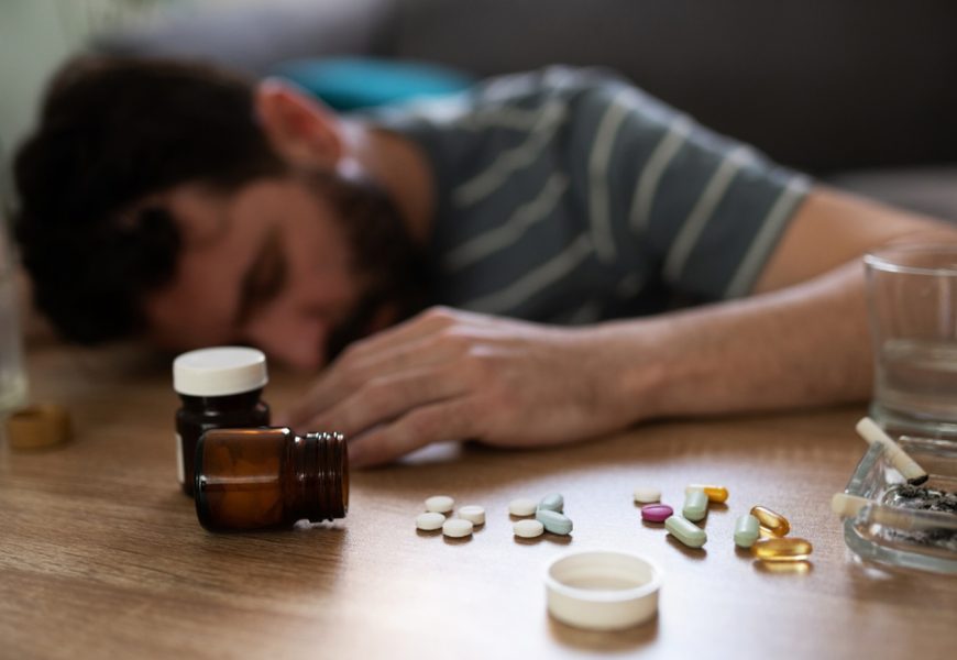 Why Do Teens Use Alcohol and Drugs? Why Do Teens Use Alcohol and Drugs?